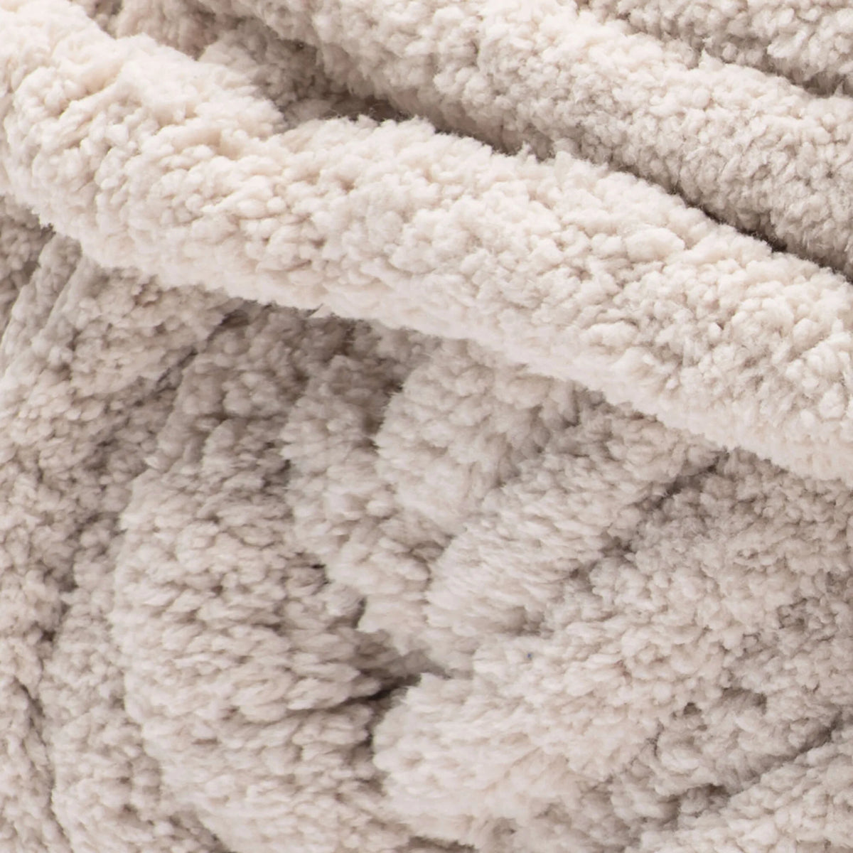 Bernat Blanket Extra Thick Yarn - Oatmeal - 600g
