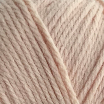 Close-up of beige yarn strands
