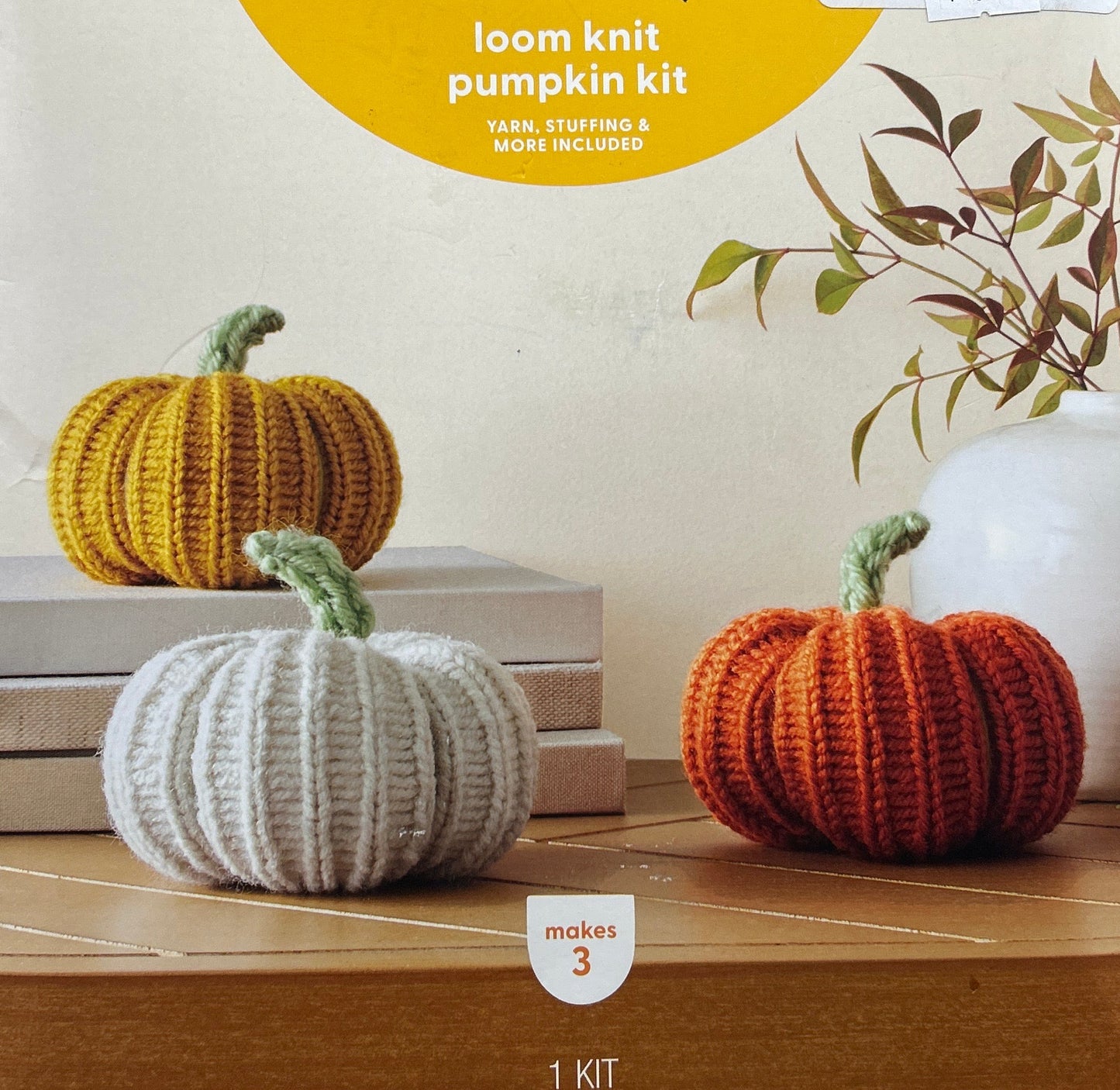 Mondo Llama Loom Knit Pumpkin Kit