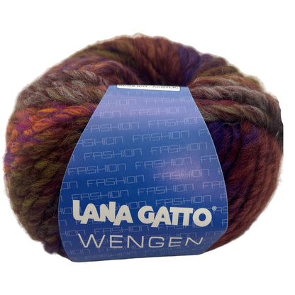 Ball of yarn with a Lana Gatto label on a white background