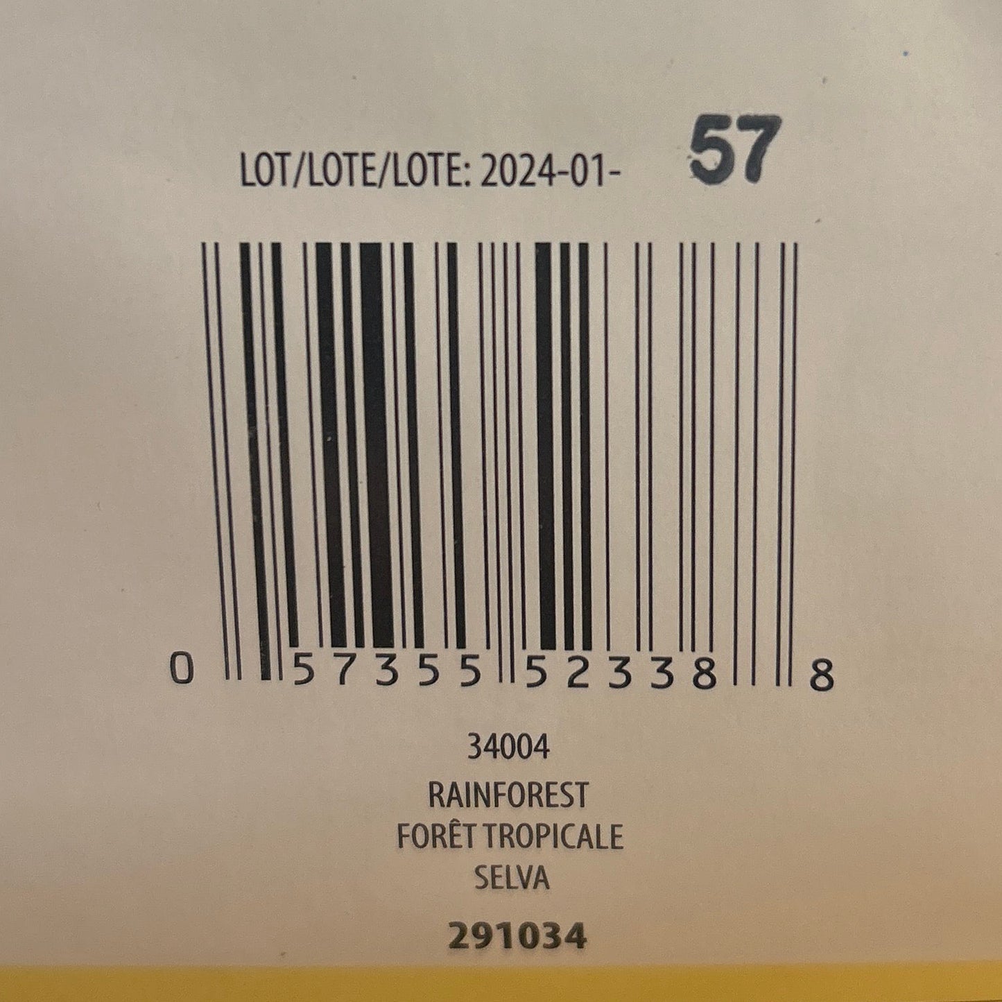 Ball of yarn with a label on a wooden surface