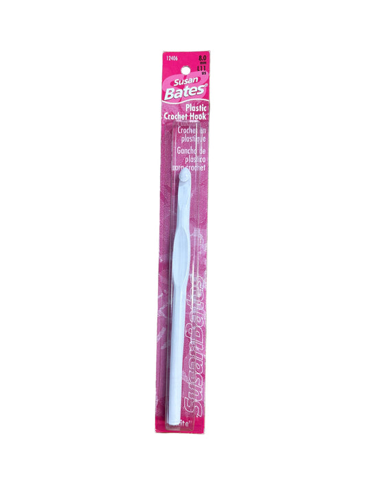 Luxite 5.5" Plastic Crochet Hook - L/11 (8 MM)