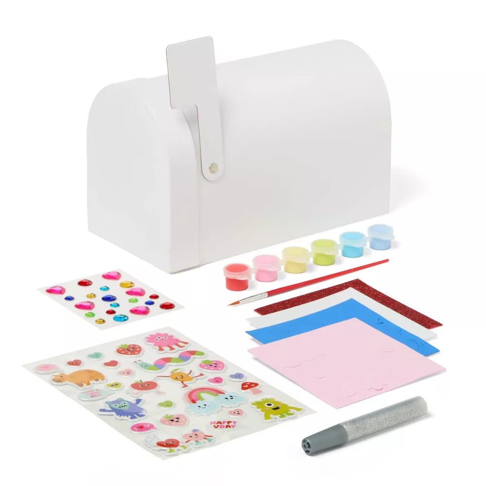 Mondo Llama Valentine's Mailbox Crafting Kit