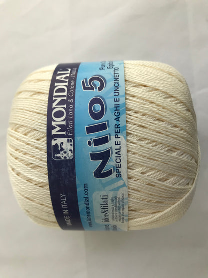 Ball of yarn with Mondial Nilo 5 label on a light gray background