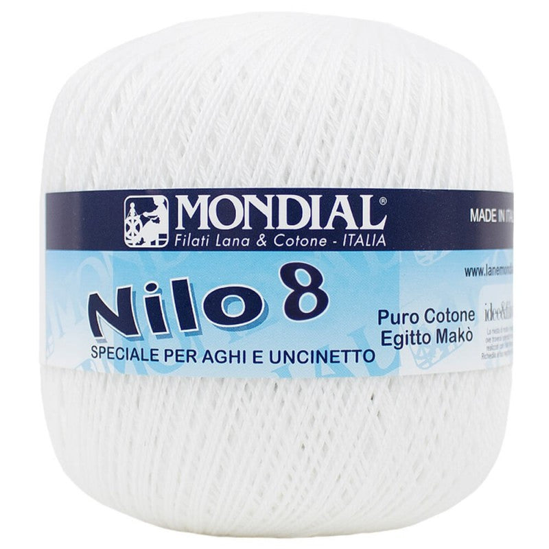 Ball of yarn with Mondial label on a white background