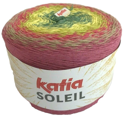 Ball of yarn with multicolor pattern and 'Katia Soleil' label on a white background